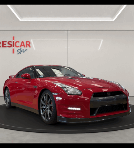 GT-R 3.8 V6 Black edition 530cv auto